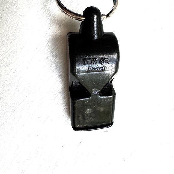 Silverfoot 3 utility functions whistle keychain fasteners convertible - Picture 3 of 5